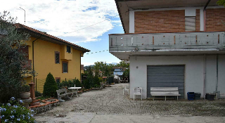 Maltignano - Anziani rapinati in casa: individuati i responsabili